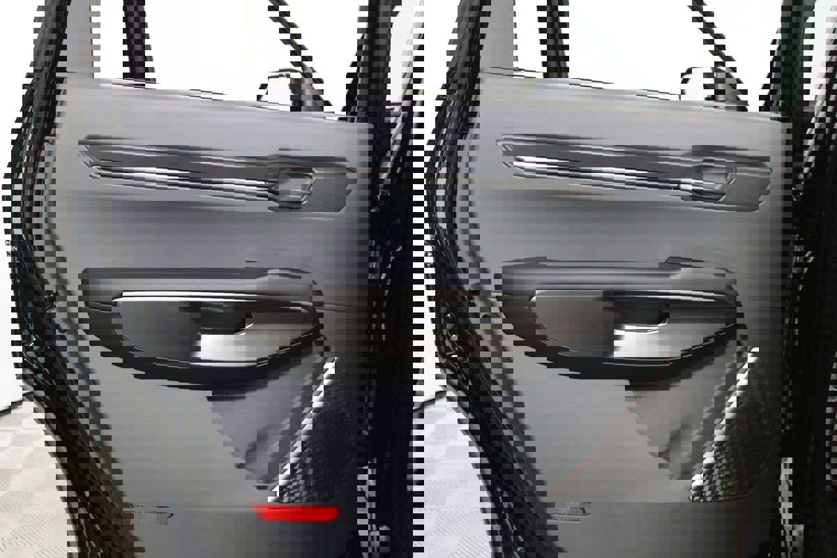 Used 2025 Kia EV9 Light Long Range image 29