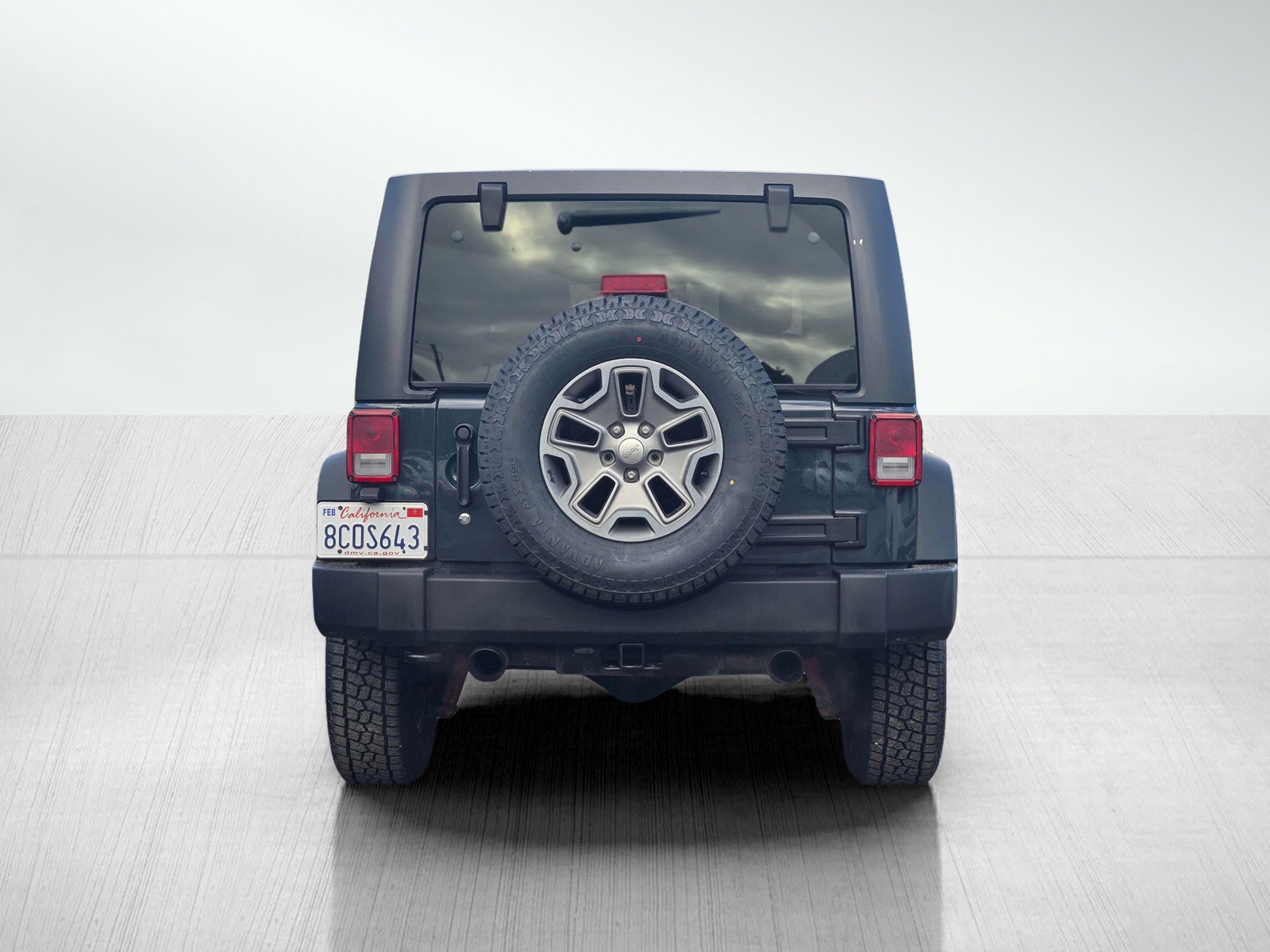 Used 2018 Jeep Wrangler Unlimited Rubicon w/ Connectivity Group image 5