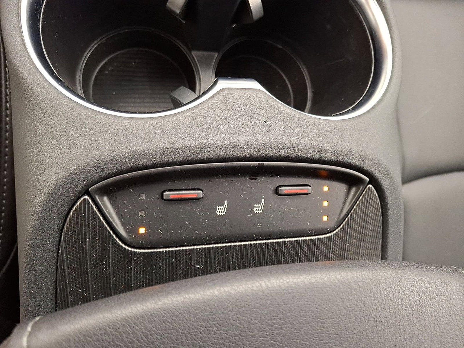 Certified 2024 Toyota Venza Nightshade image 19