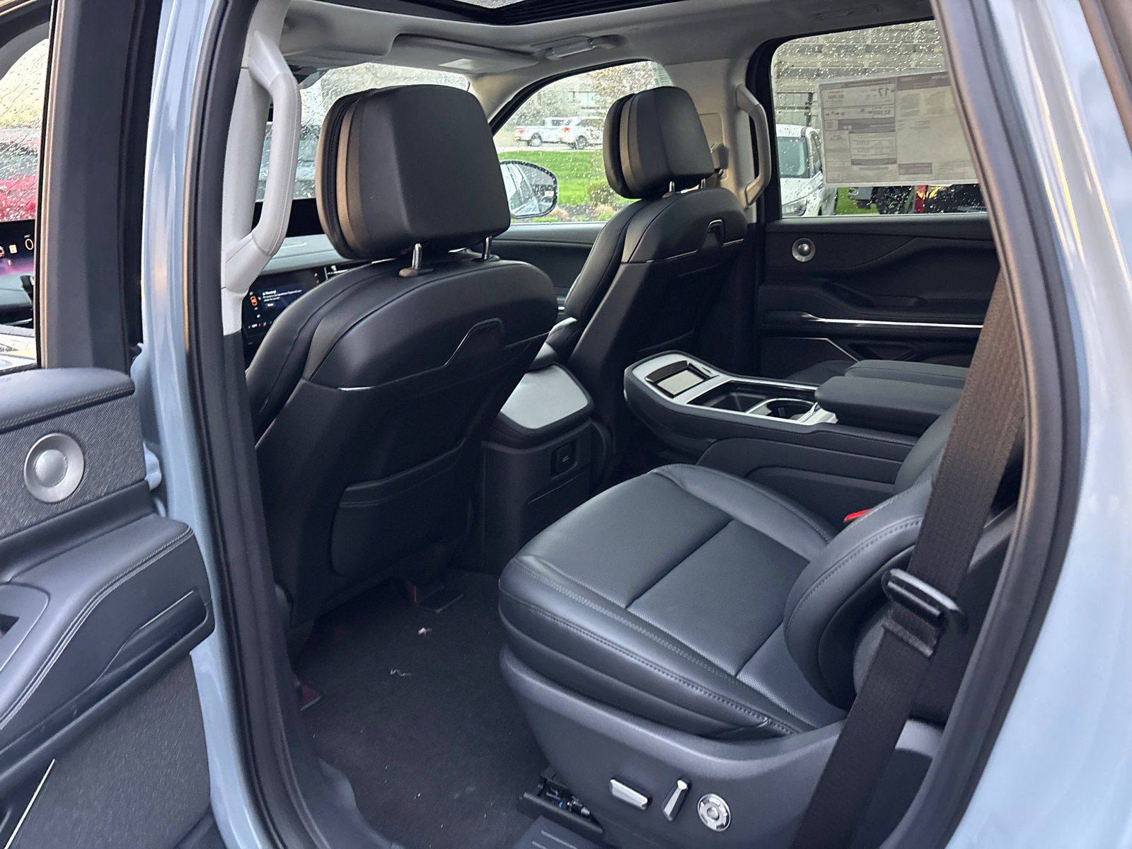 New 2026 Lincoln Navigator Reserve AWD/4WD image 27