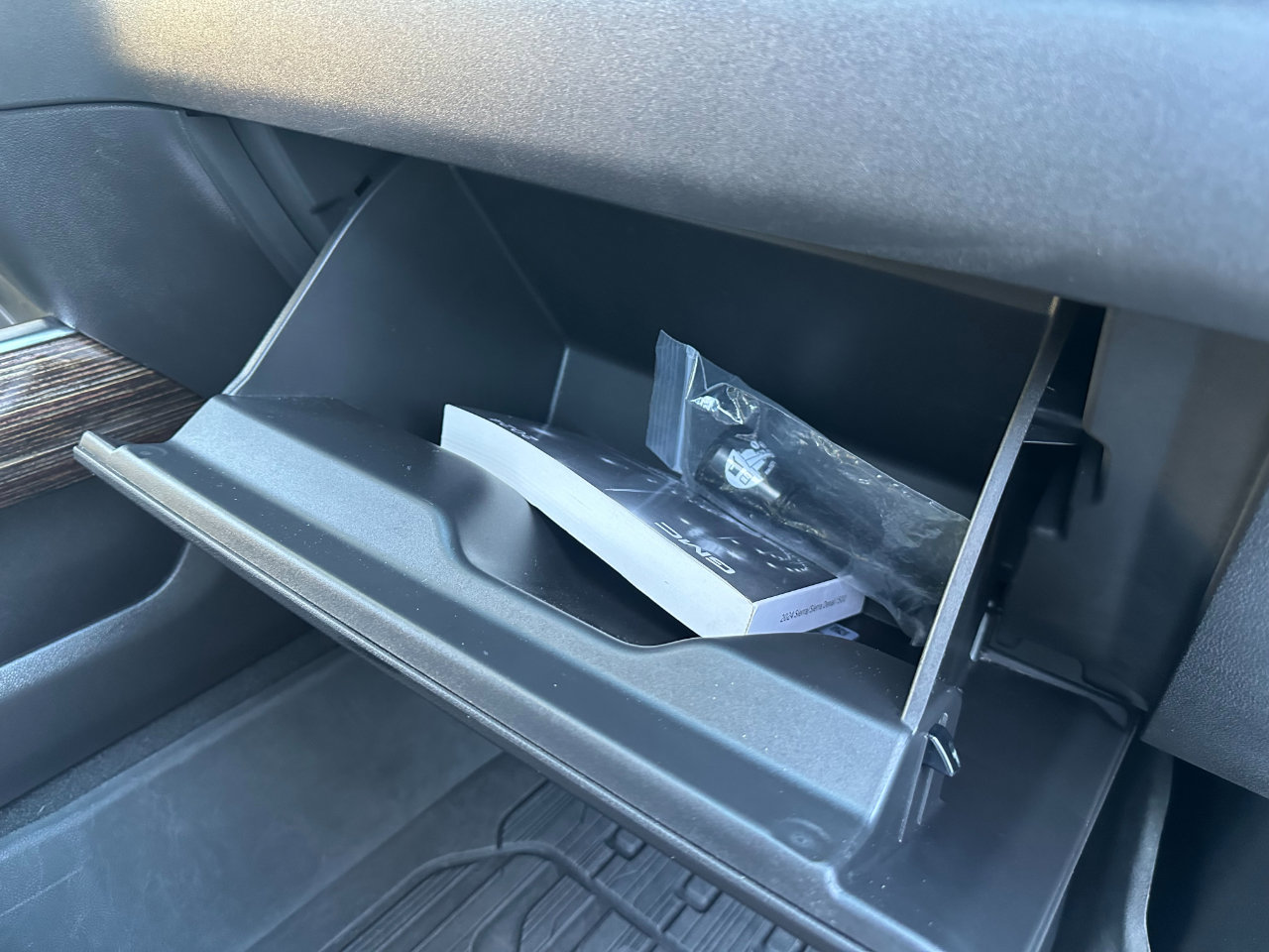 Used 2024 GMC Sierra 1500 Elevation w/ Elevation Premium Package image 30