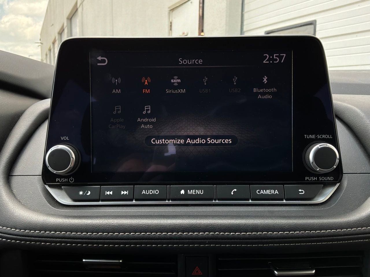 Used 2025 Nissan Rogue SV AWD/4WD image 30