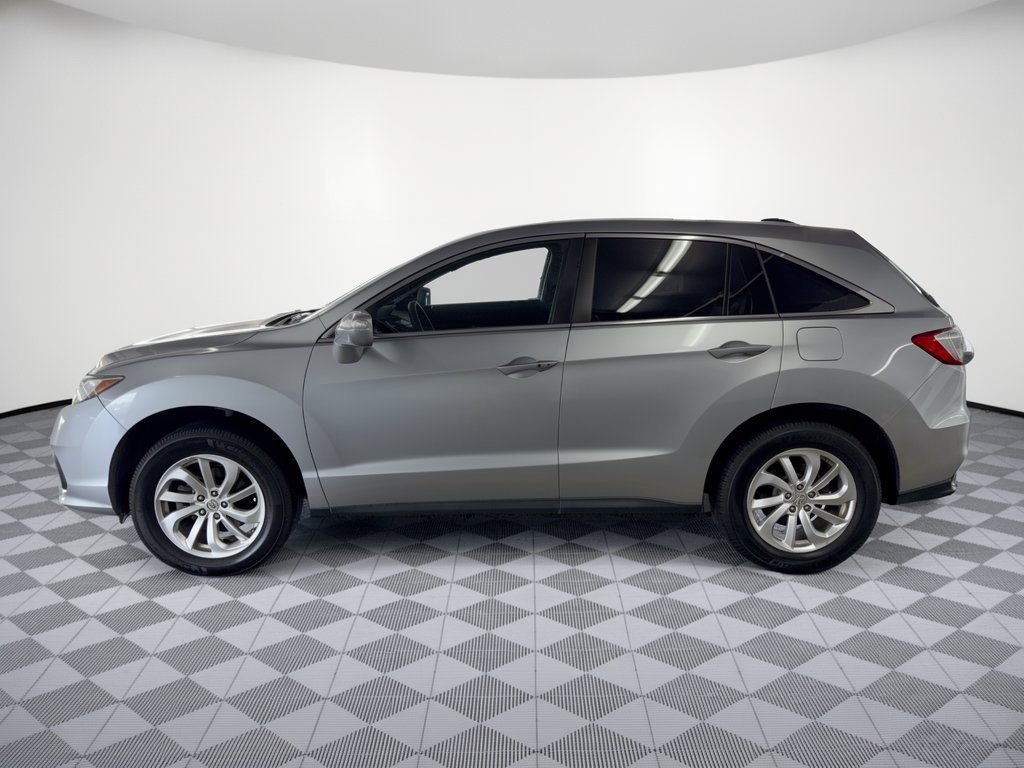 Used 2018 Acura RDX w/ Technology Package AWD/4WD image 2