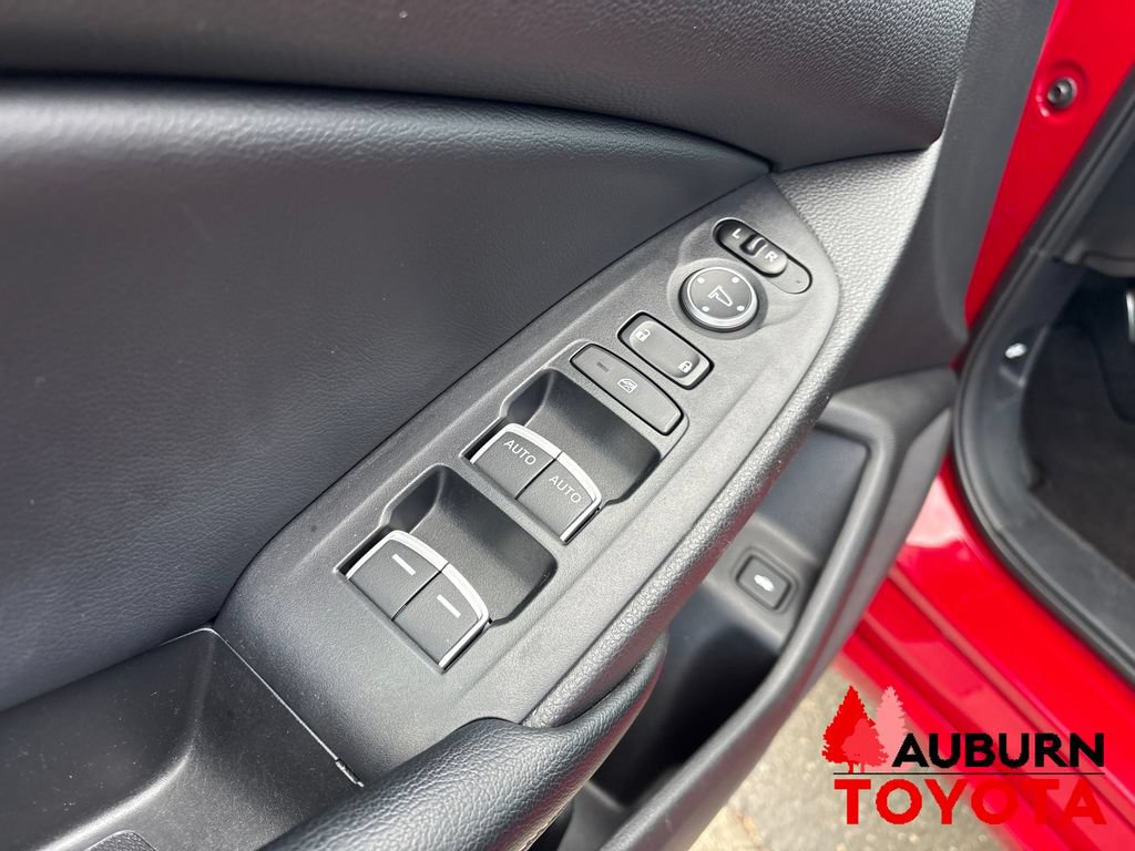 Used 2018 Honda Accord Sport image 10