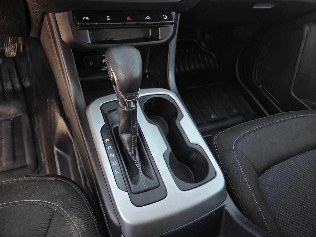Used 2022 Chevrolet Colorado LT w/ Fleet Safety Package RWD image 11
