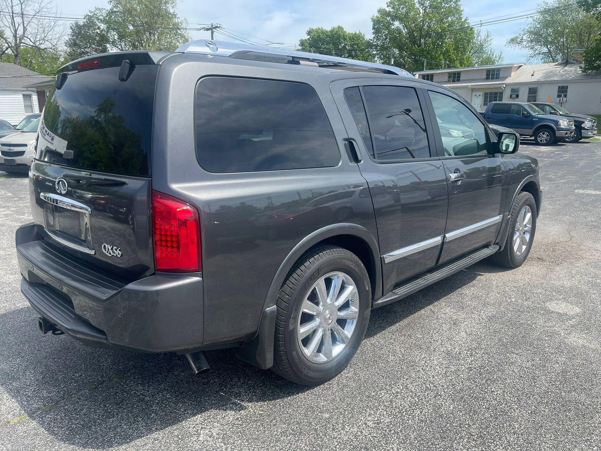 Used 2008 INFINITI QX56 4WD image 5