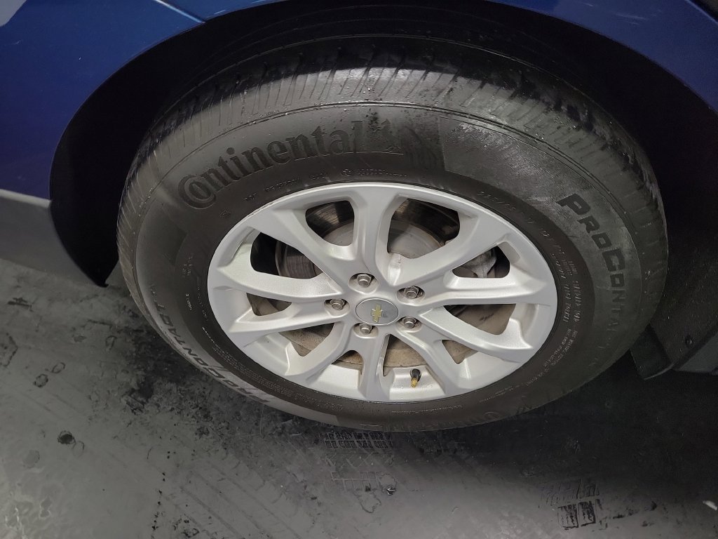 Used 2020 Chevrolet Equinox LT FWD image 12
