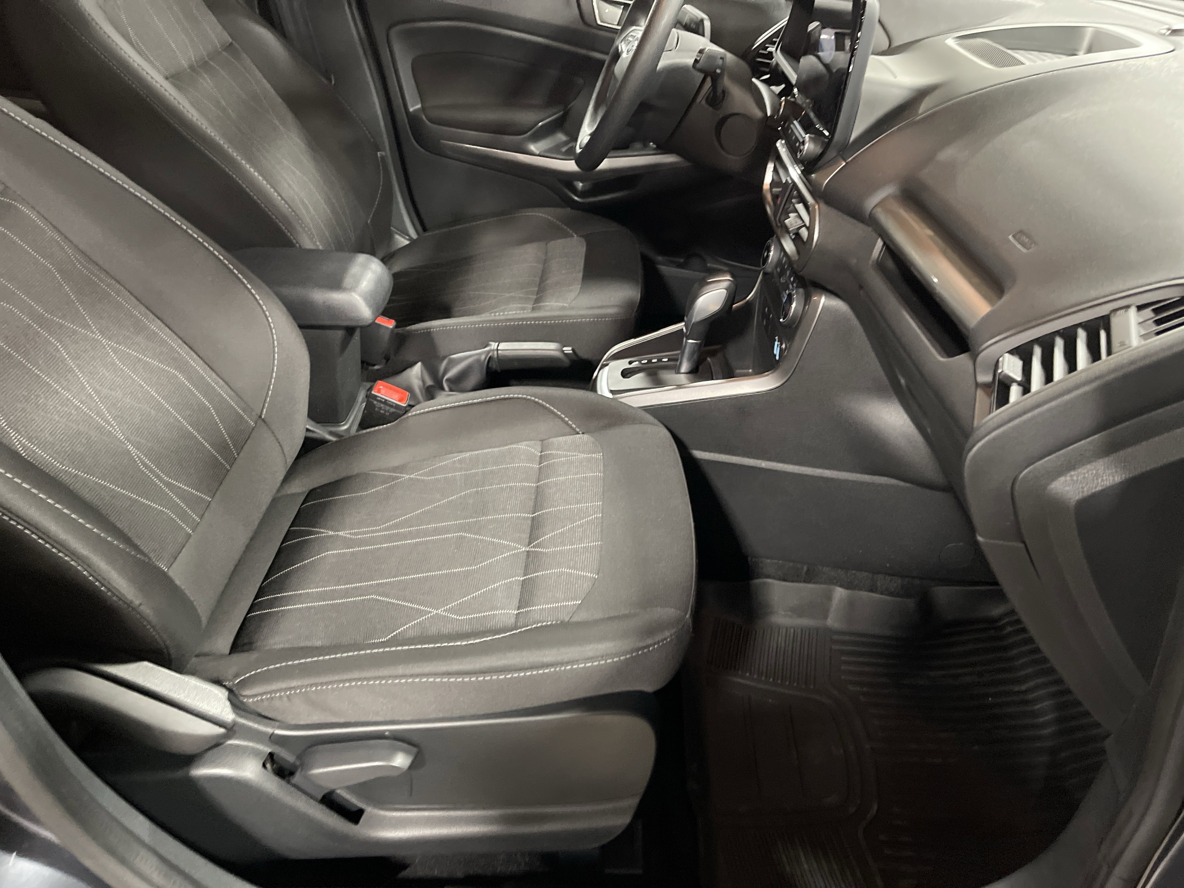 Used 2022 Ford EcoSport SE w/ Interior Protection Package image 14