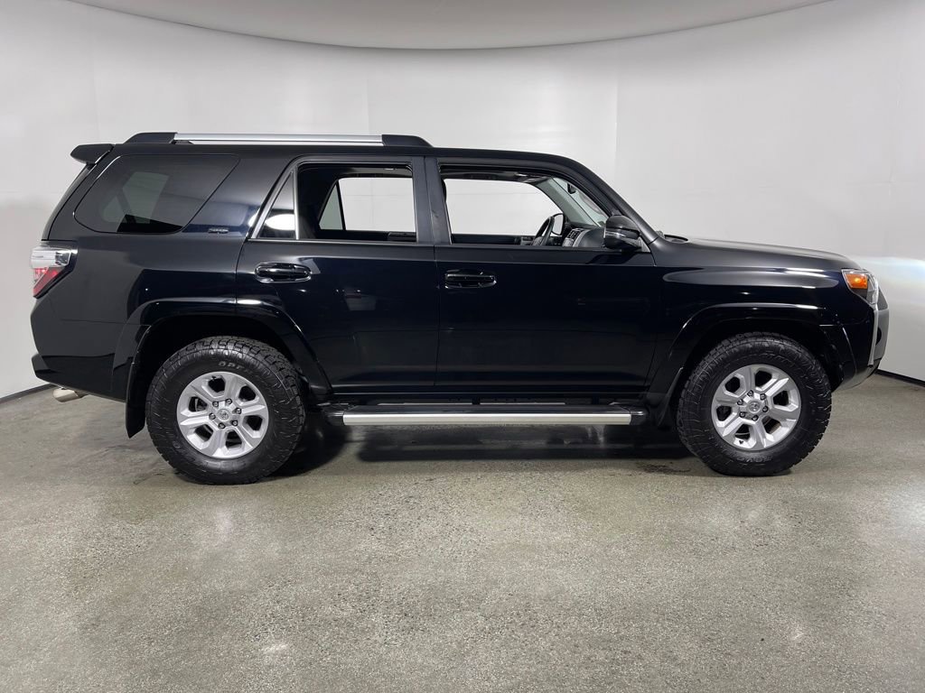 Certified 2022 Toyota 4Runner SR5 Premium w/ Moonroof Package image 2