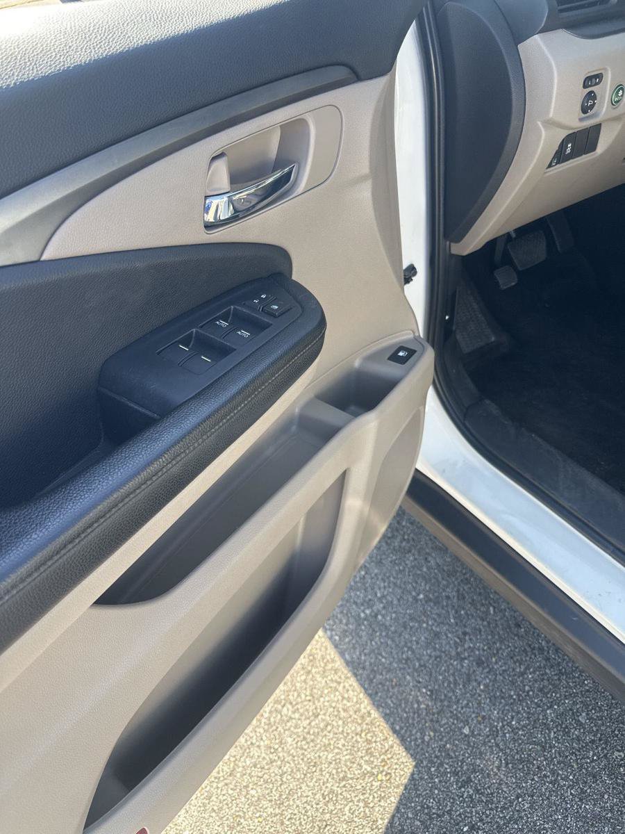 Used 2021 Honda Pilot EX image 20
