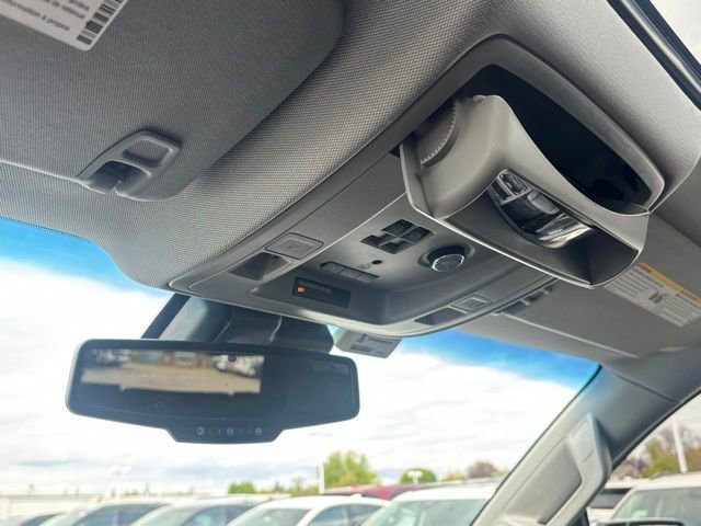 Used 2016 Chevrolet Tahoe LTZ AWD/4WD image 30