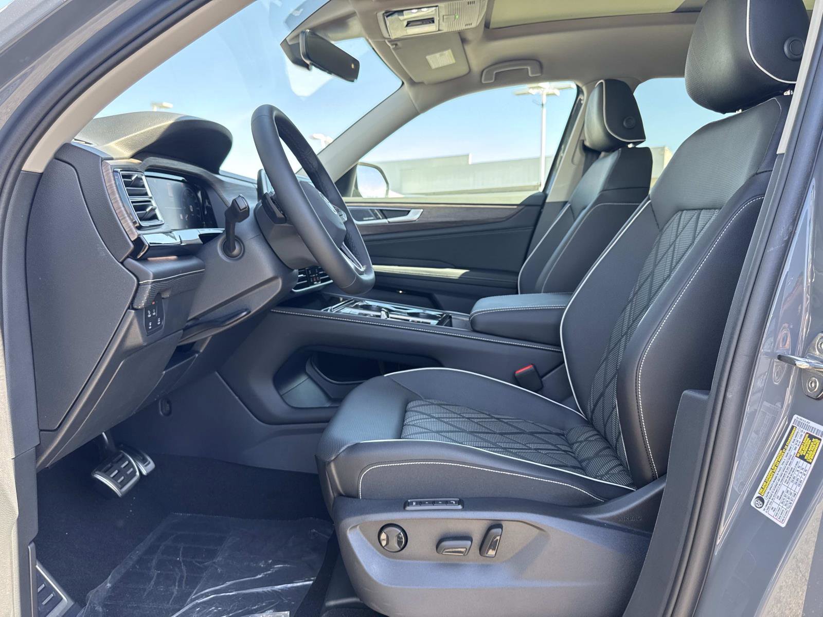 New 2026 Volkswagen Atlas SEL Premium R-Line image 21