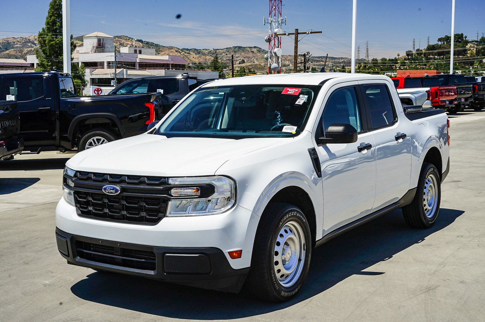 Used 2022 Ford Maverick XL FWD image 6