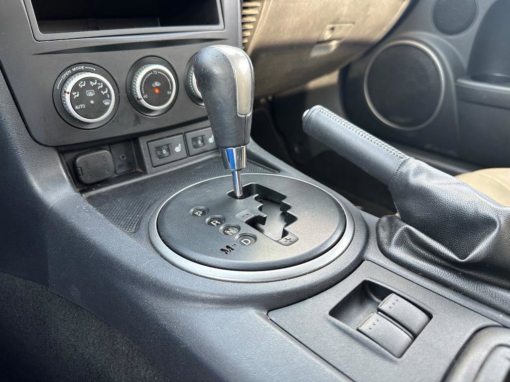 Used 2011 MAZDA MX-5 Miata Grand Touring w/ Premium Pkg image 13