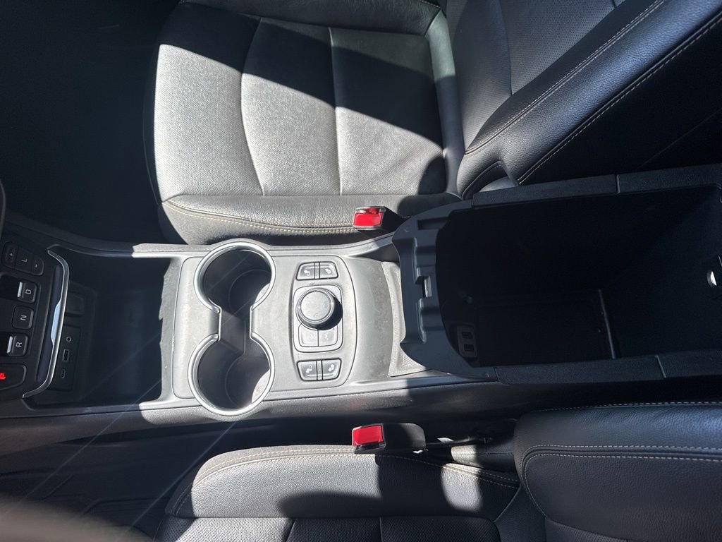 Used 2021 GMC Terrain SLT w/ Infotainment Package II AWD/4WD image 21