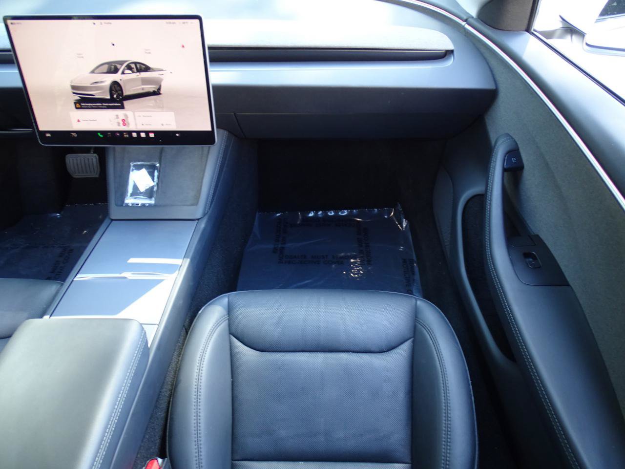 Used 2024 Tesla Model 3 Standard Range RWD image 23