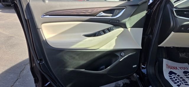 Used 2023 Buick Enclave Avenir w/ Avenir Technology Package image 8