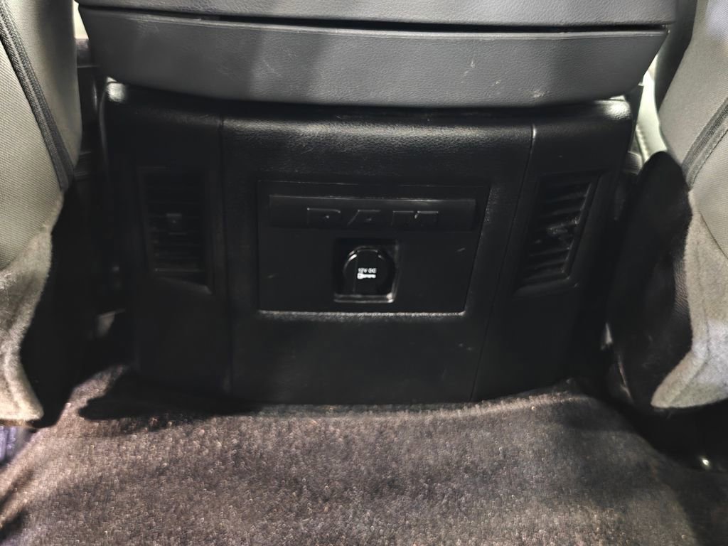 Used 2015 RAM 2500 Big Horn image 31