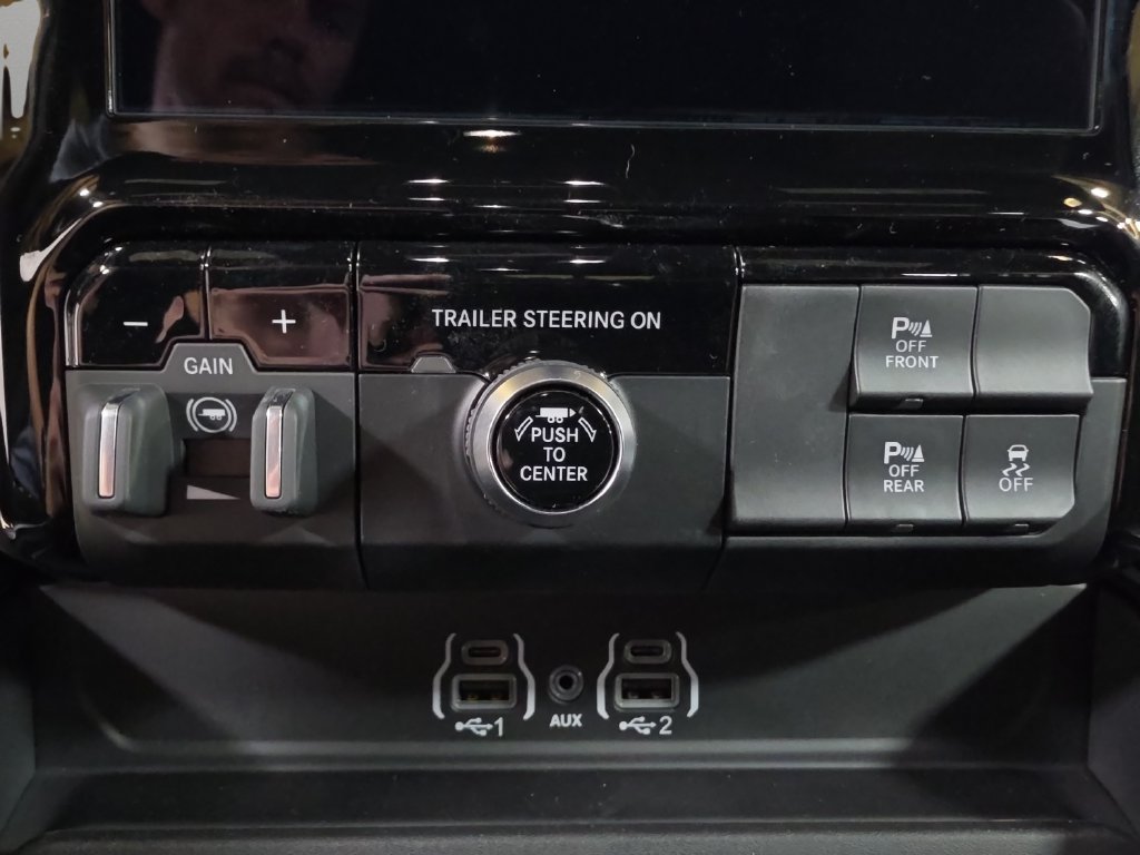 New 2026 RAM 1500 4x4 Crew Cab image 30