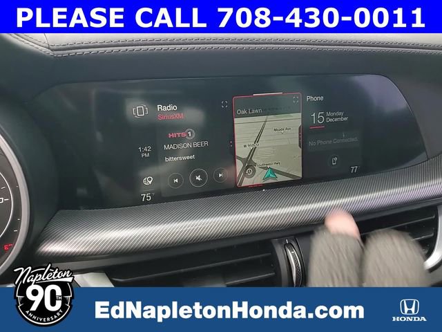 Used 2022 Alfa Romeo Stelvio Veloce image 20