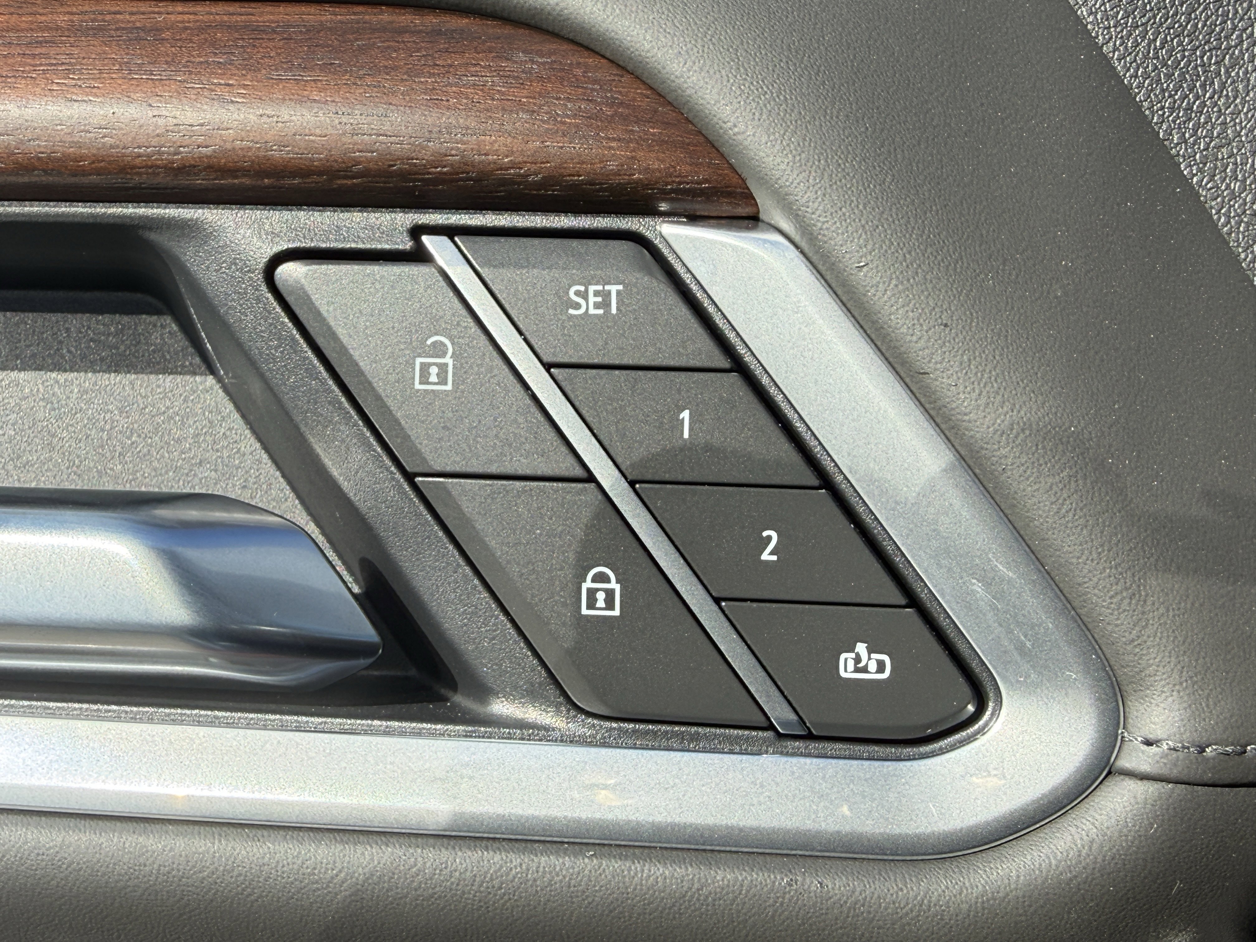 New 2026 GMC Sierra 3500 Denali Ultimate image 40