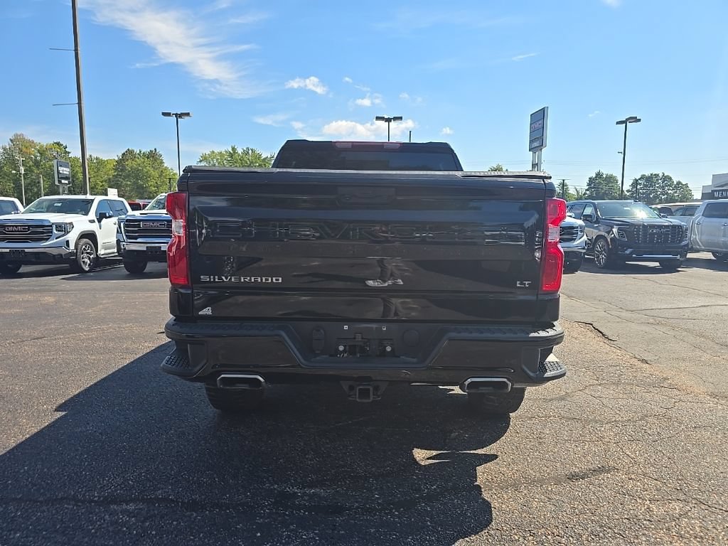 Used 2024 Chevrolet Silverado 1500 LT Trail Boss w/ Convenience Package II AWD/4WD image 7
