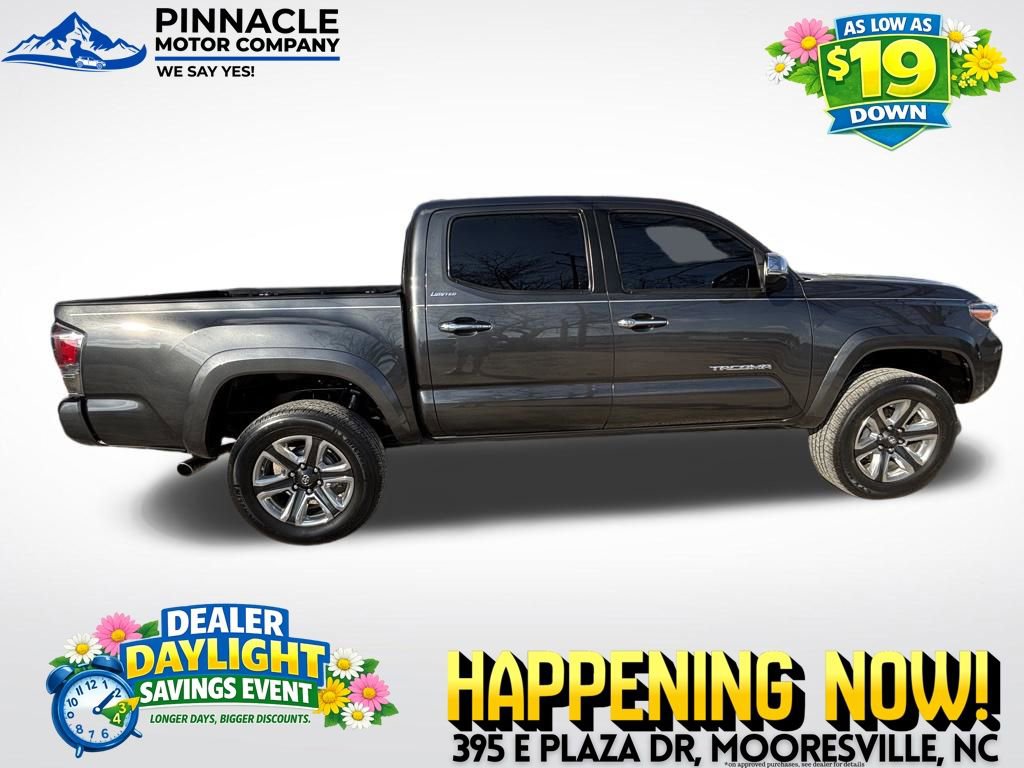 Used 2016 Toyota Tacoma Limited w/ Exterior Package image 2