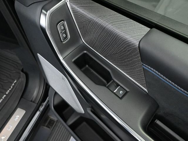 Used 2025 Ford F250 Platinum image 50