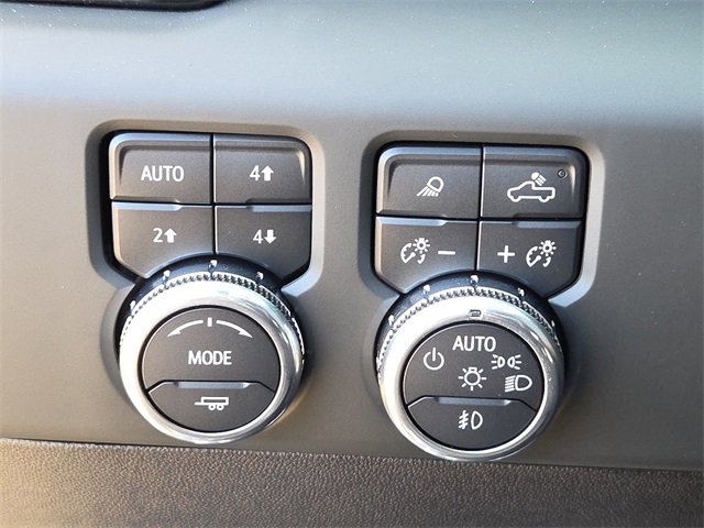 Used 2024 GMC Sierra 2500 AT4 w/ AT4 Premium Plus Package image 27