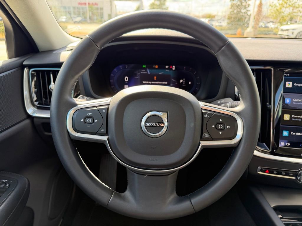 Used 2023 Volvo S60 B5 Core image 17