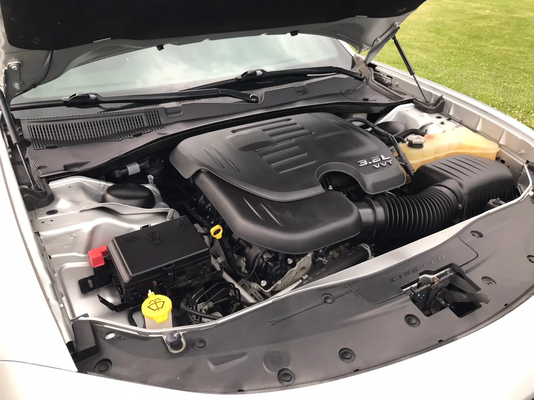 Used 2019 Dodge Charger SXT AWD/4WD image 52