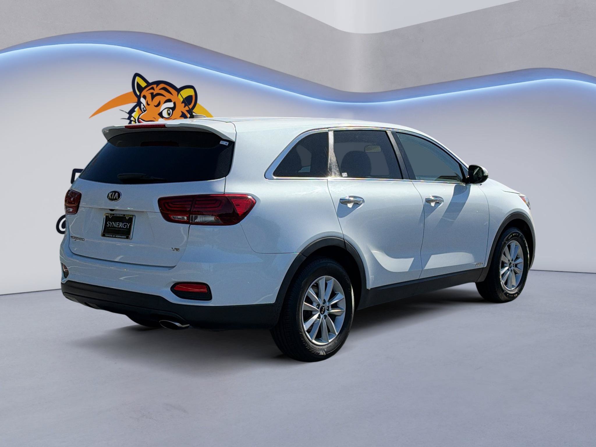 Used 2019 Kia Sorento AWD V6 image 5