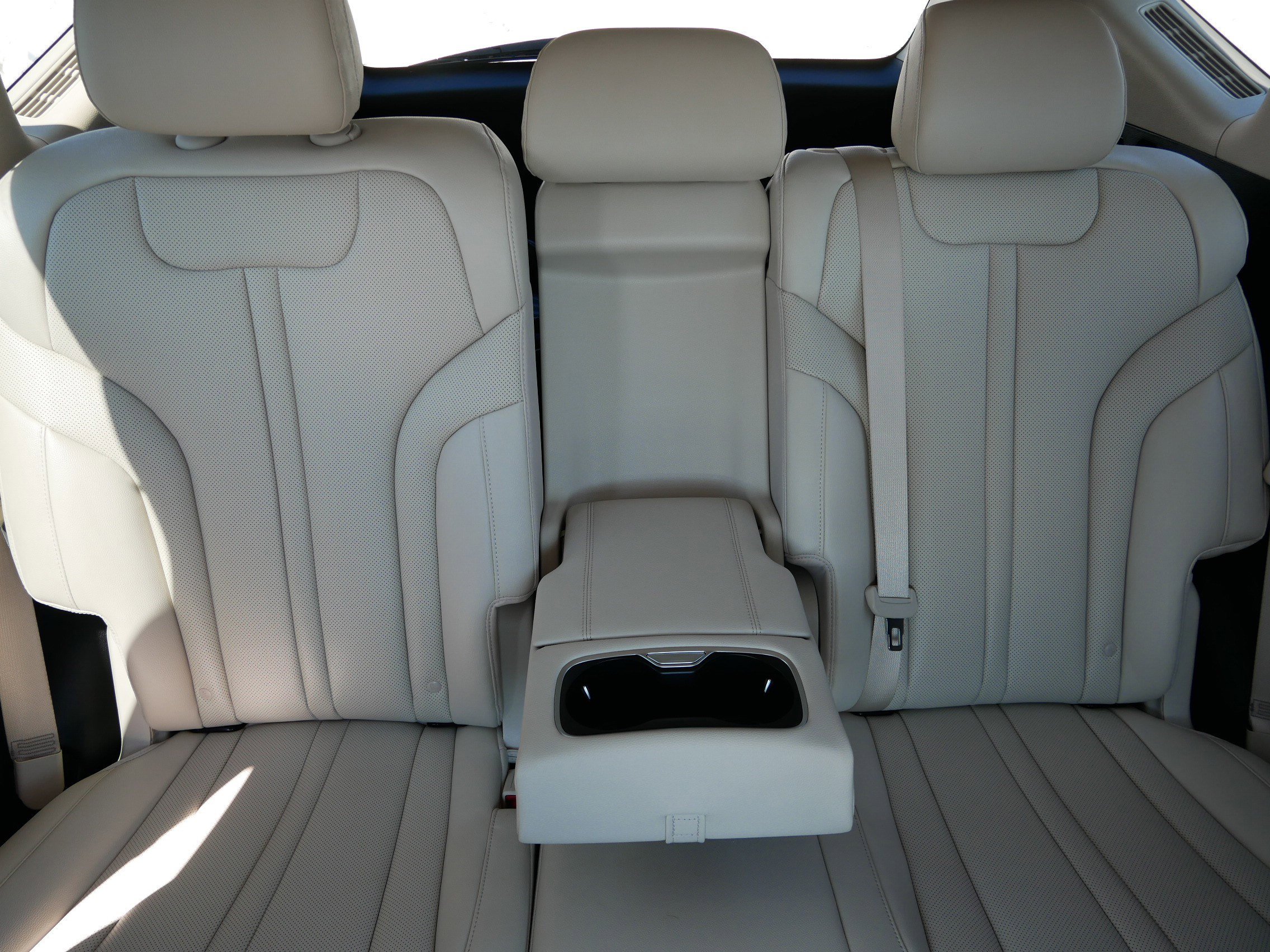 Used 2024 Genesis GV80 2.5T image 13