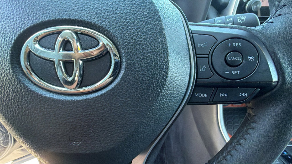 Used 2024 Toyota RAV4 Adventure image 20