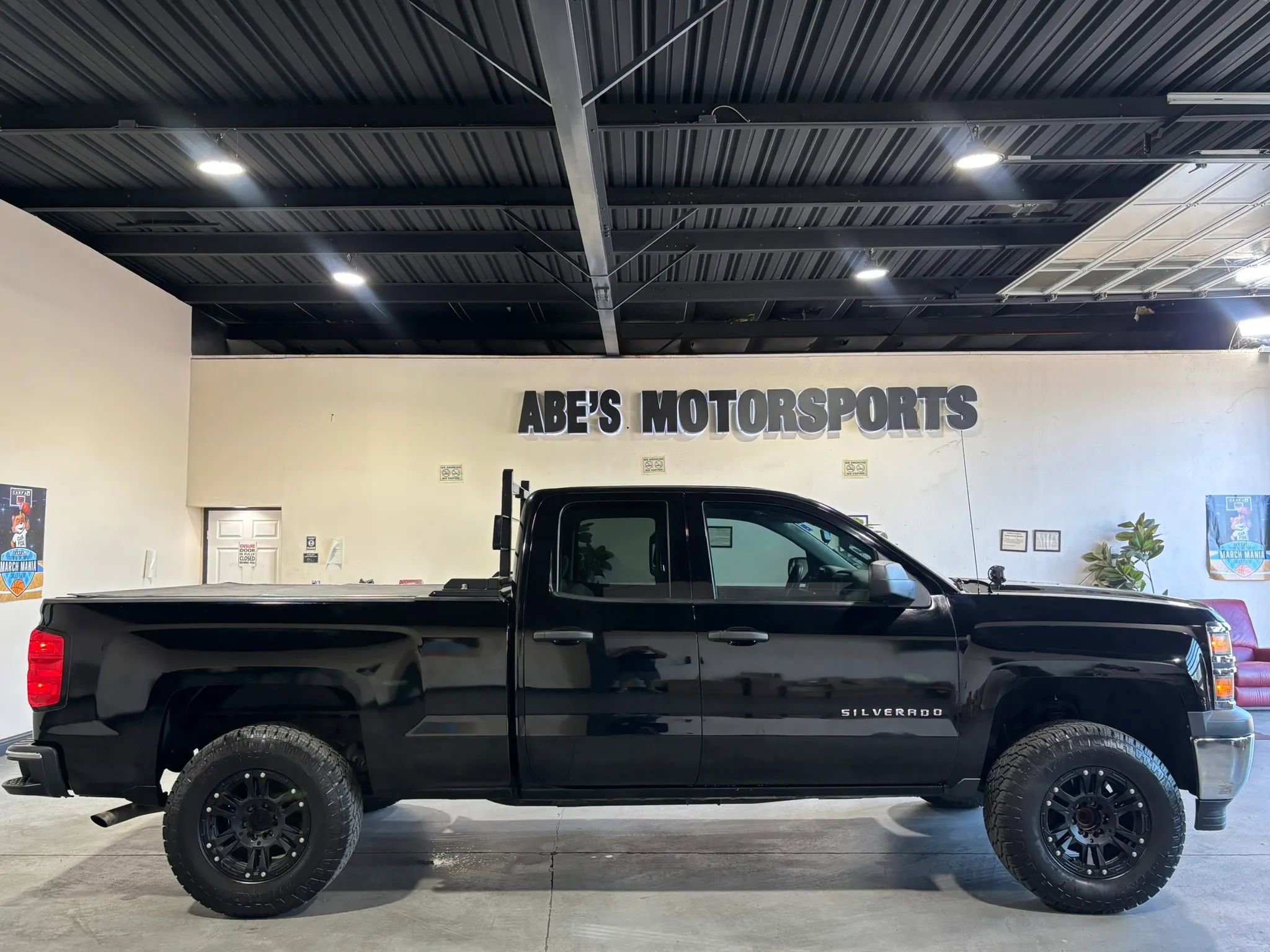 Used 2014 Chevrolet Silverado 1500 W/T image 4