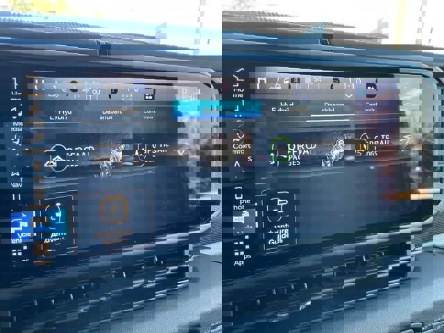 Used 2024 Jeep Wrangler Unlimited Rubicon 4xe image 16