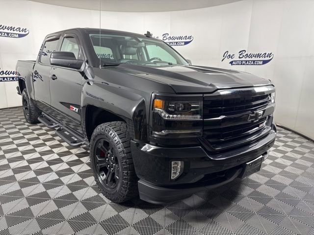 Used 2017 Chevrolet Silverado 1500 LTZ Z71 w/ Midnight Edition image 7