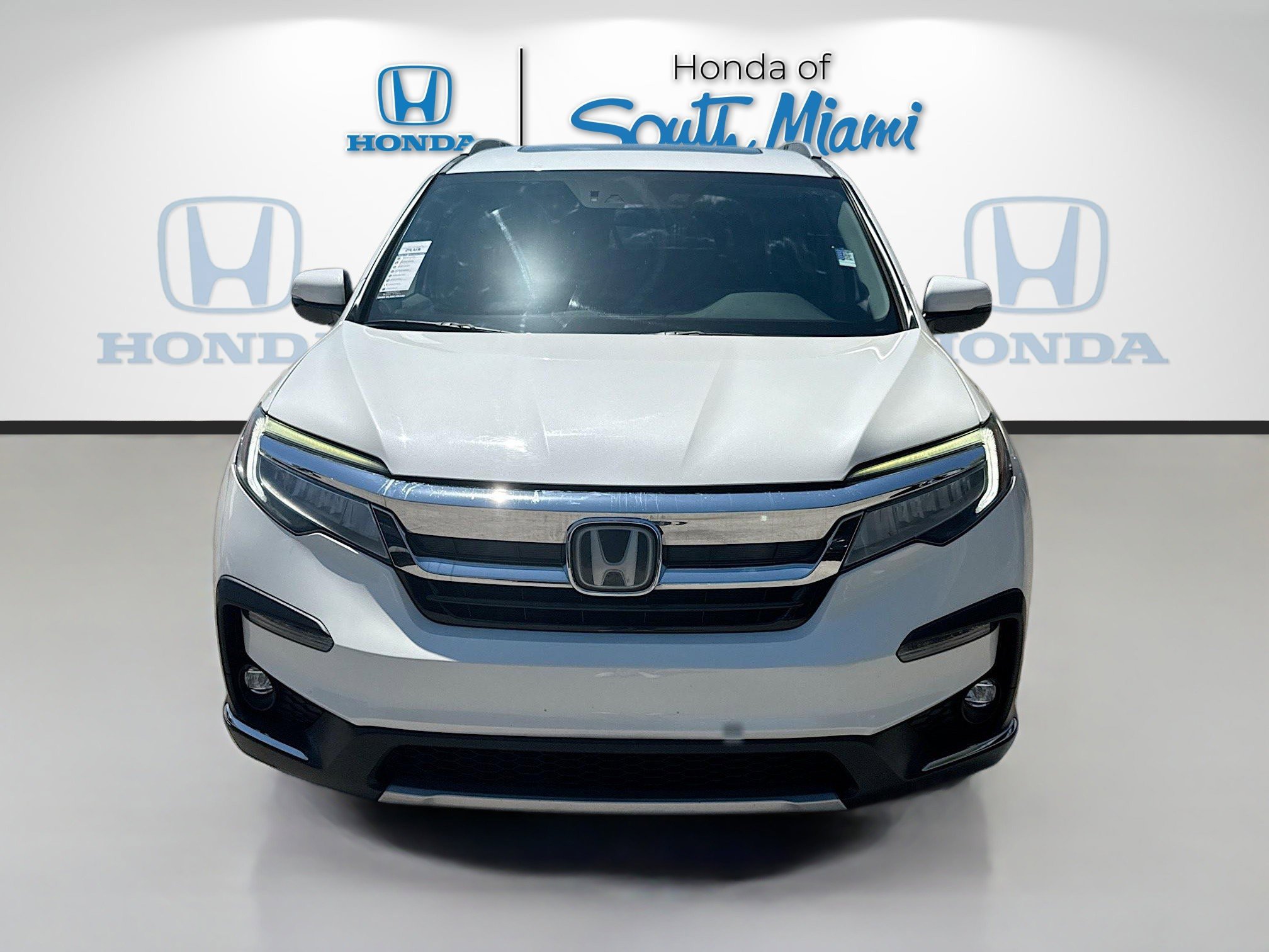 Used 2019 Honda Pilot Elite image 2