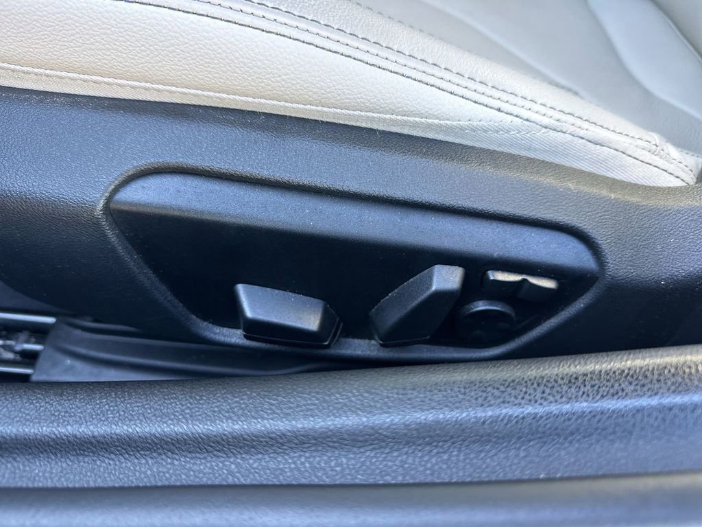 Certified 2023 BMW Z4 sDrive30i w/ Premium Package image 16