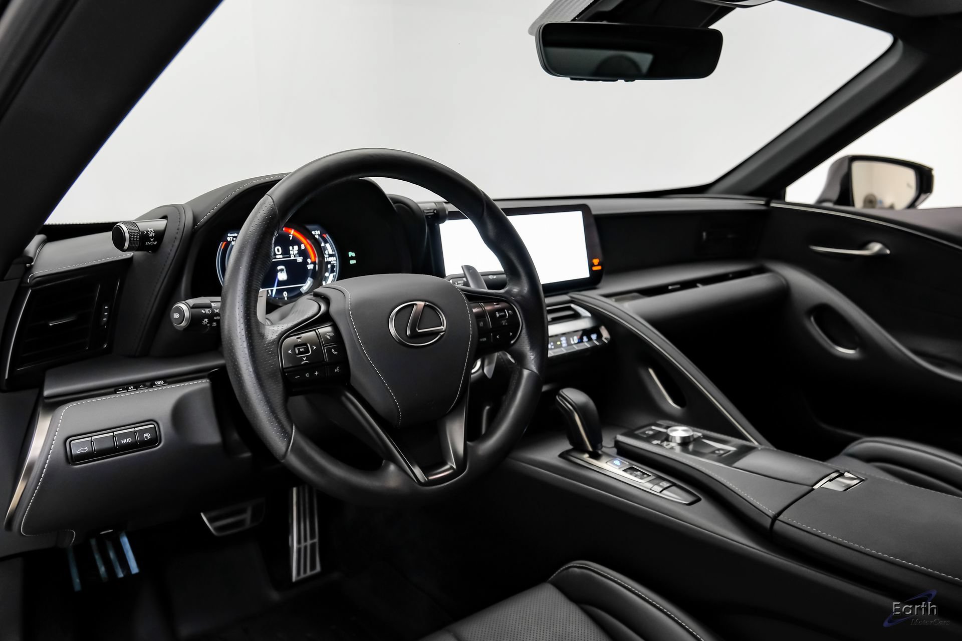 Used 2024 Lexus LC 500 Convertible w/ Touring Package RWD image 3