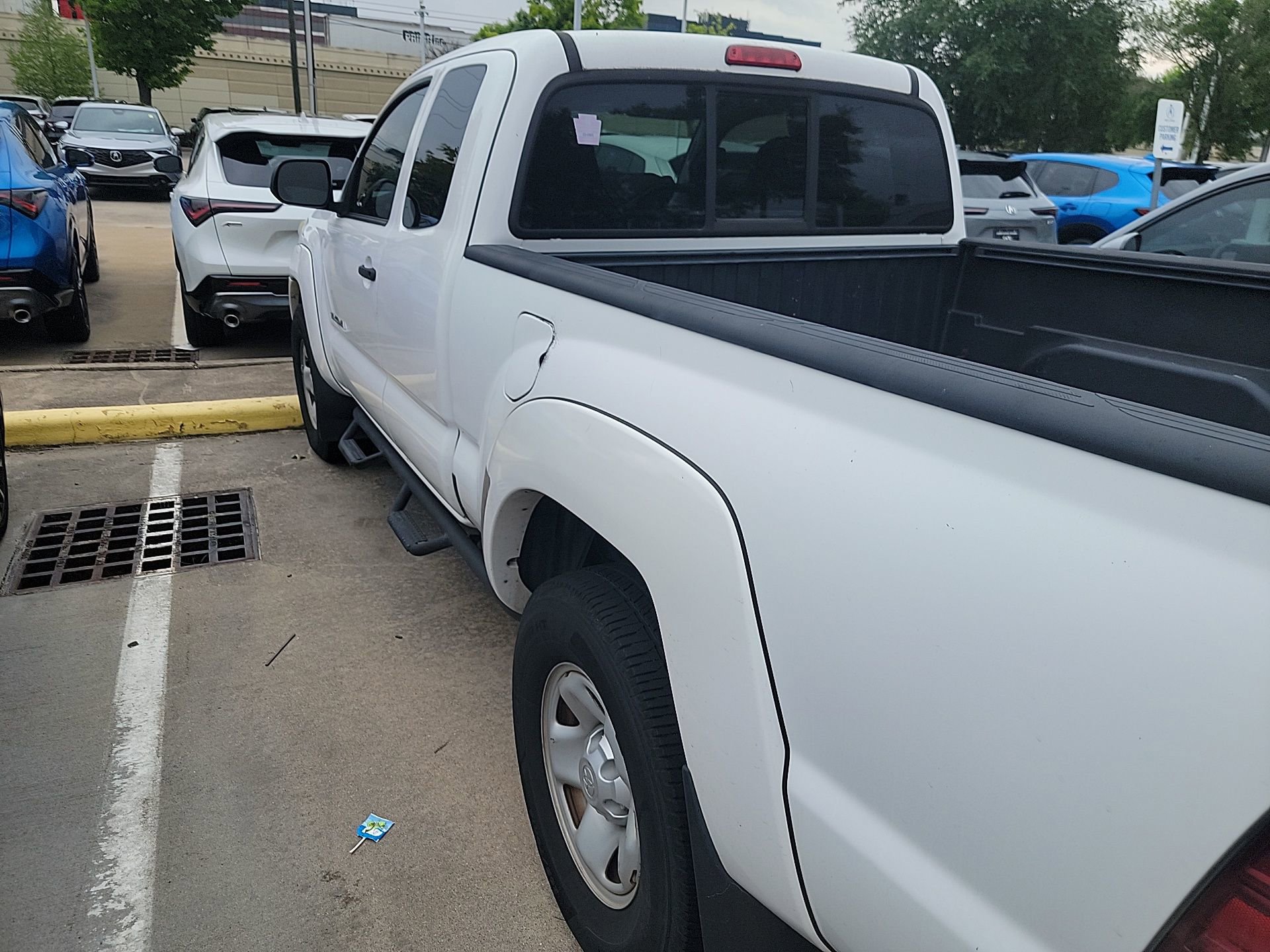 Used 2013 Toyota Tacoma PreRunner w/ SR5 Pkg image 4