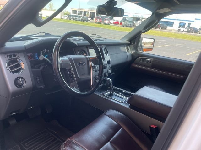 Used 2017 Ford Expedition Platinum image 32