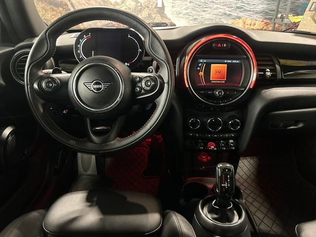 Used 2021 MINI Cooper S w/ Signature Upholstery Package FWD image 3