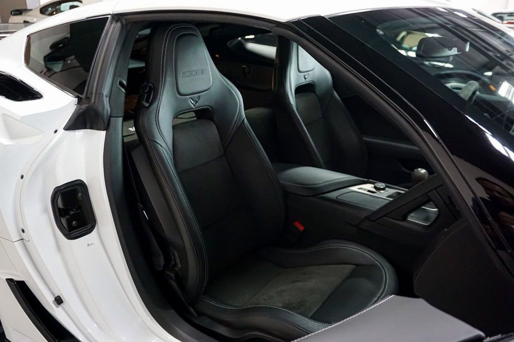 Used 2017 Chevrolet Corvette Z06 w/ Z07 Performance Package image 38