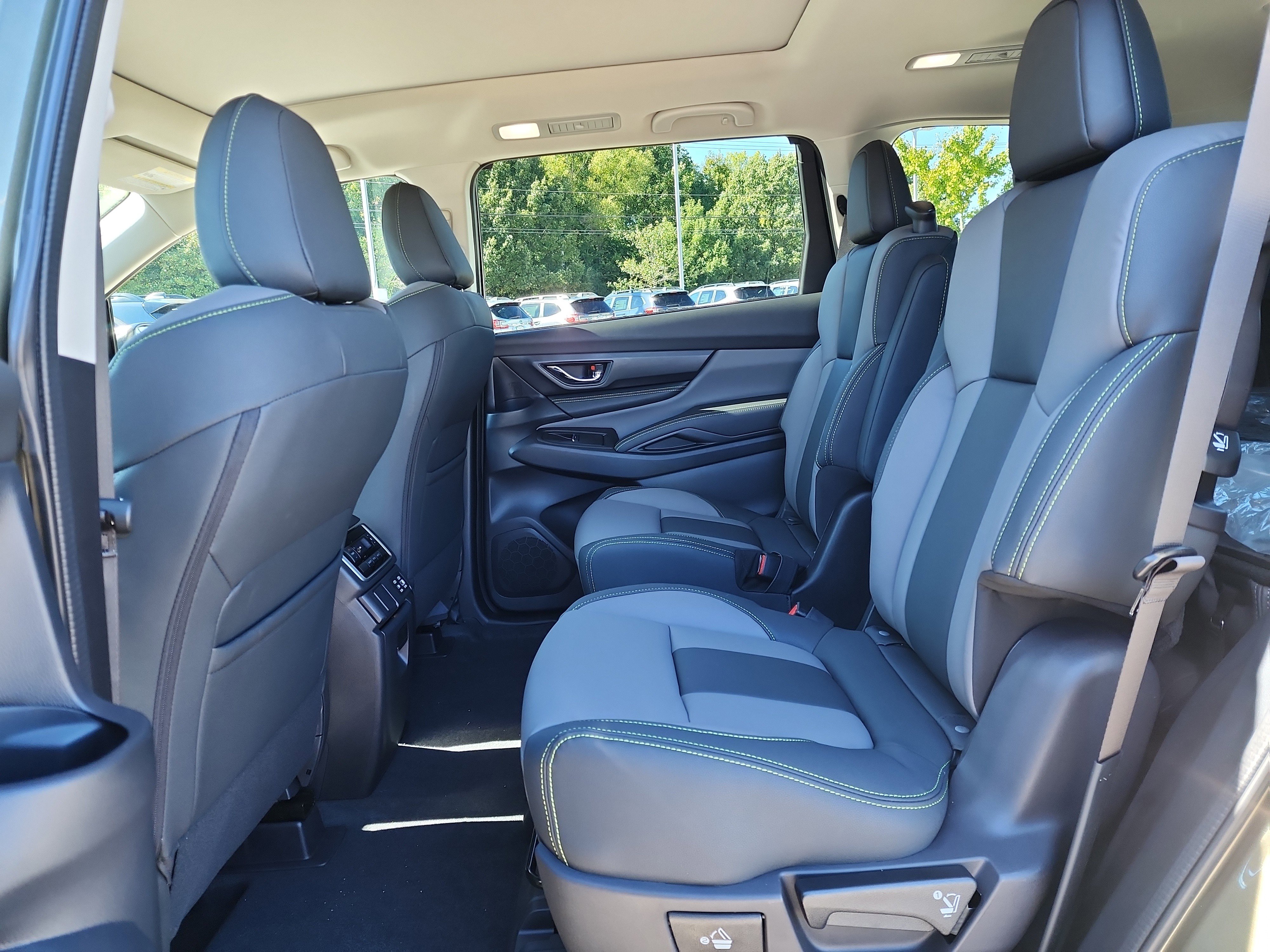 New 2025 Subaru Ascent Onyx Edition image 7