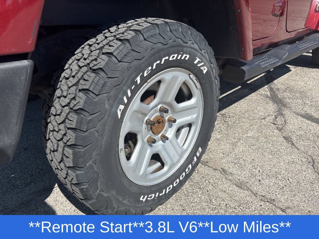 Used 2008 Jeep Wrangler Unlimited Sahara AWD/4WD image 21