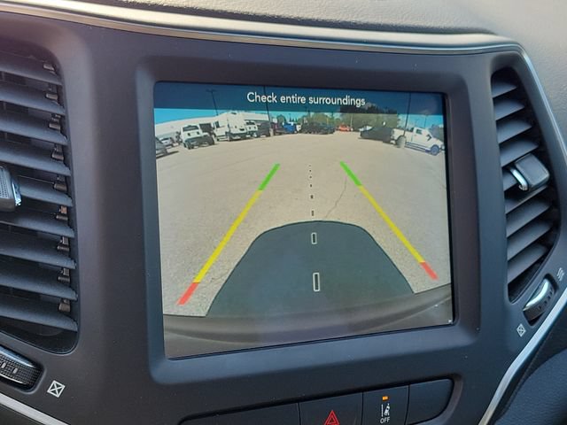 Used 2022 Jeep Cherokee Latitude Lux AWD/4WD image 16