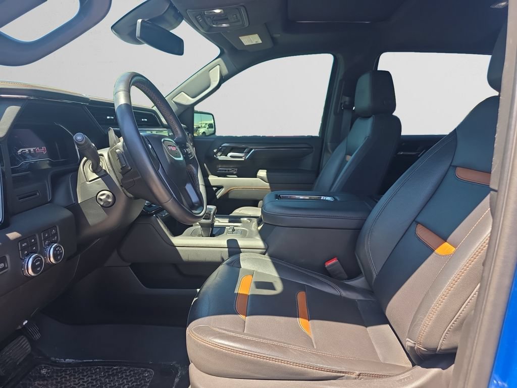 Used 2022 GMC Sierra 1500 AT4 w/ AT4 Preferred Package AWD/4WD image 11