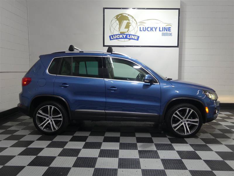 Used 2017 Volkswagen Tiguan SEL AWD/4WD image 6