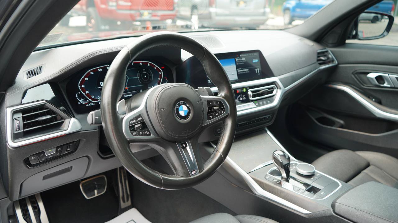 Used 2020 BMW 330i xDrive Sedan w/ M Sport Package AWD/4WD image 66